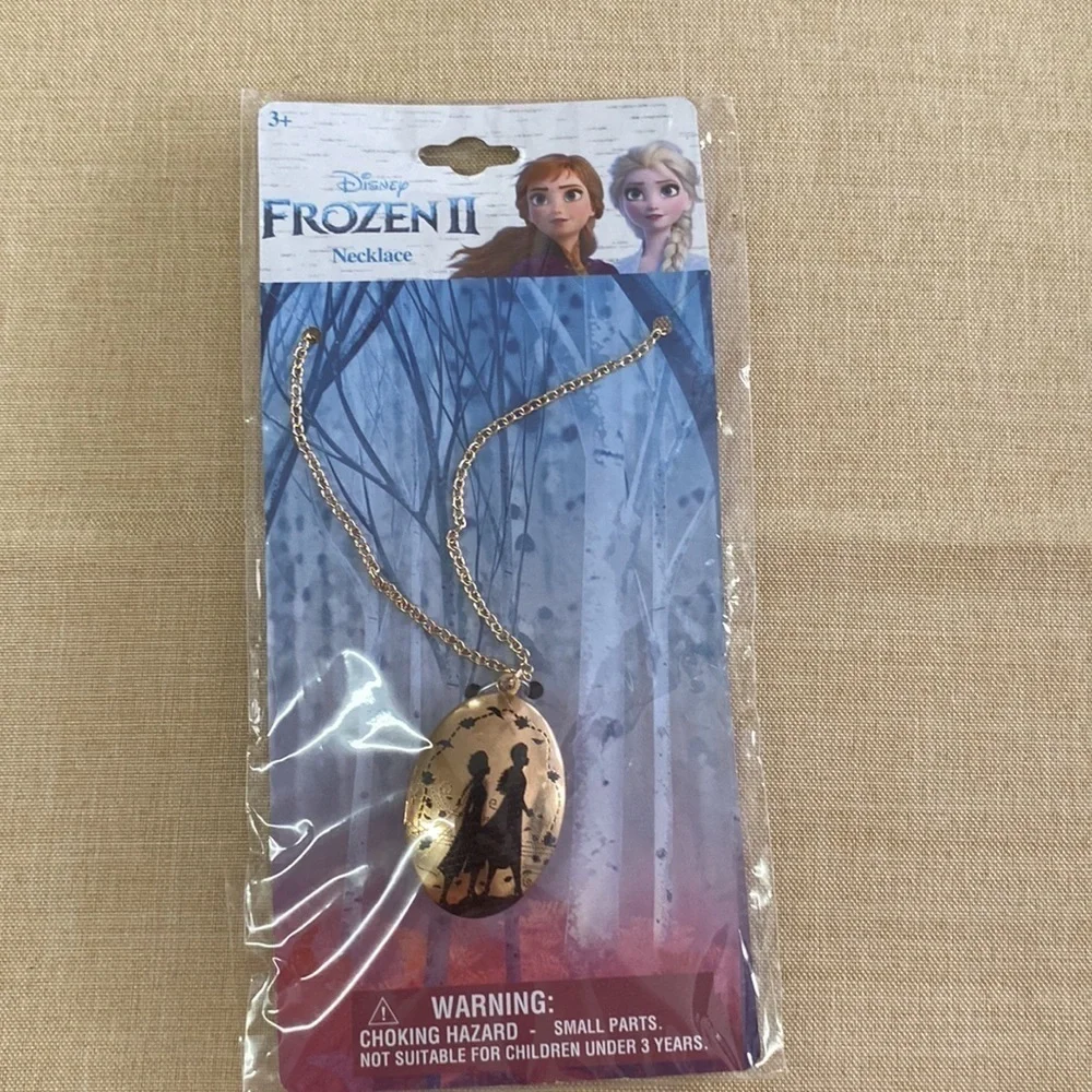 #4-Disney Frozen II Necklace (AI)